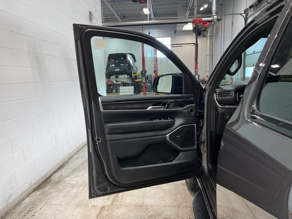 2024 Jeep Wagoneer Series I