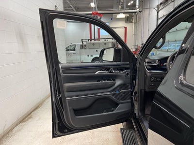 2024 Jeep Grand Wagoneer Series II Obsidian