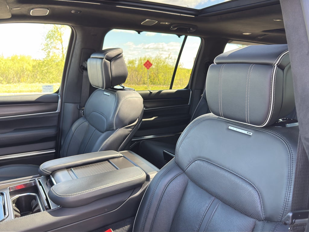 2024 Jeep Grand Wagoneer Series II Obsidian