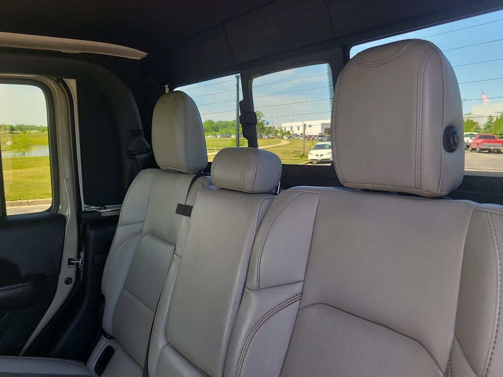 2020 Jeep Gladiator Mojave Desert Edition