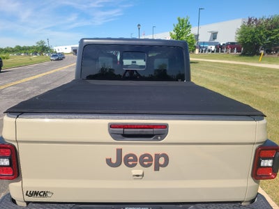 2020 Jeep Gladiator Mojave Desert Edition