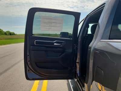 2026 RAM 1500 Big Horn w/Hemi