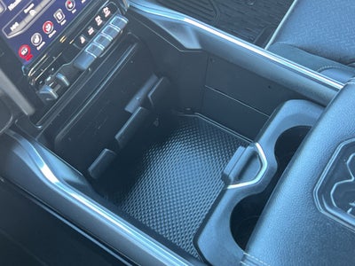 2021 RAM 1500 Laramie Night Edition w/Moonroof