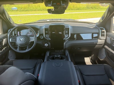 2026 RAM 1500 Laramie Level 2 Night Edition