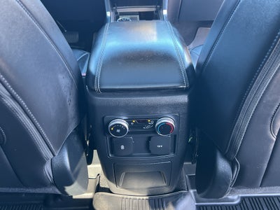 2023 Ford Explorer XLT 202A w/Moonroof