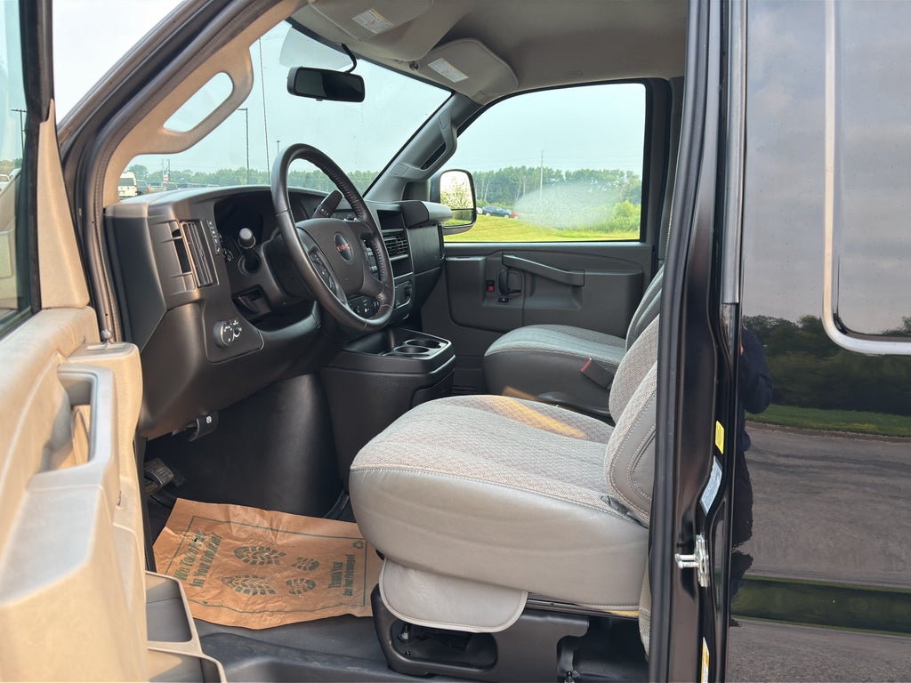 2023 GMC Savana Work Van