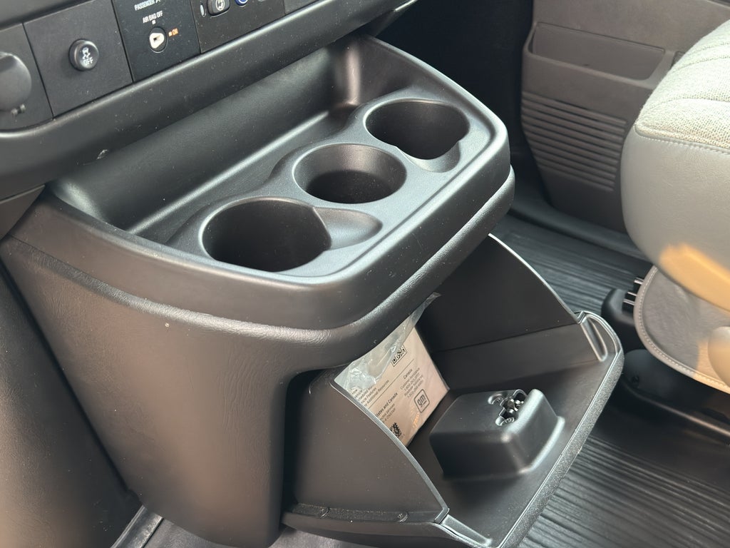 2023 GMC Savana Work Van