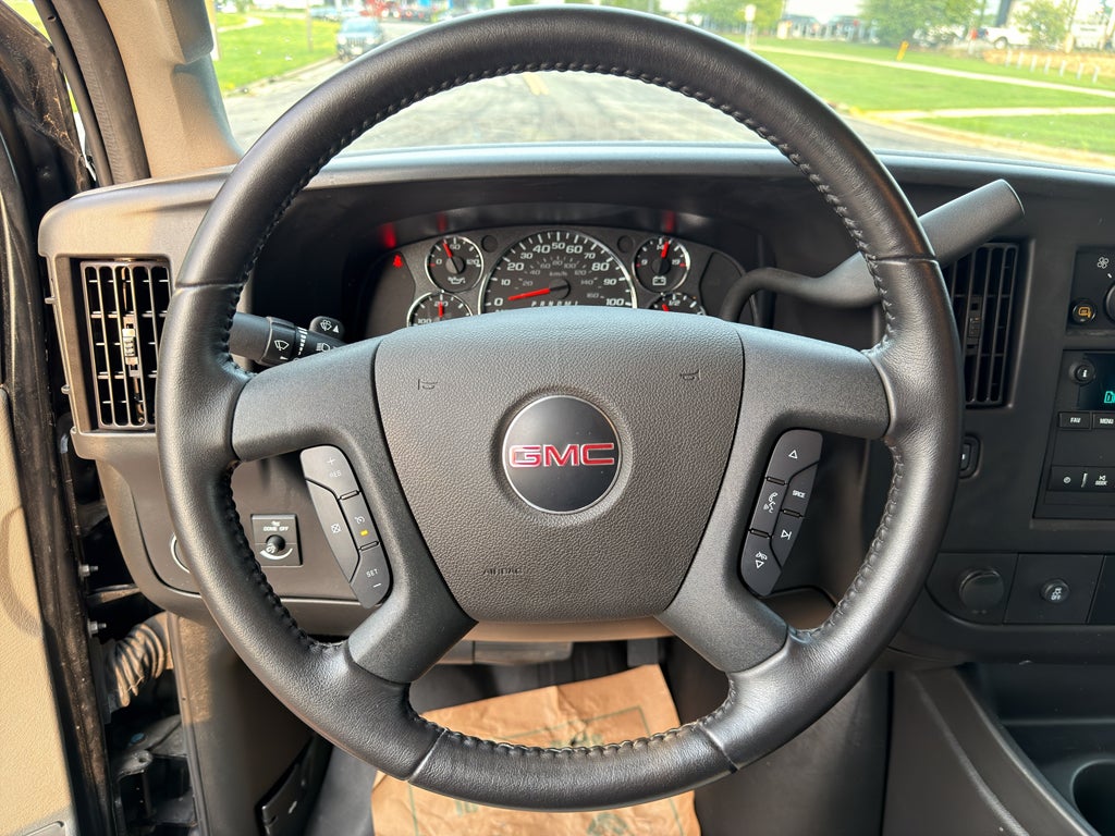 2023 GMC Savana Work Van
