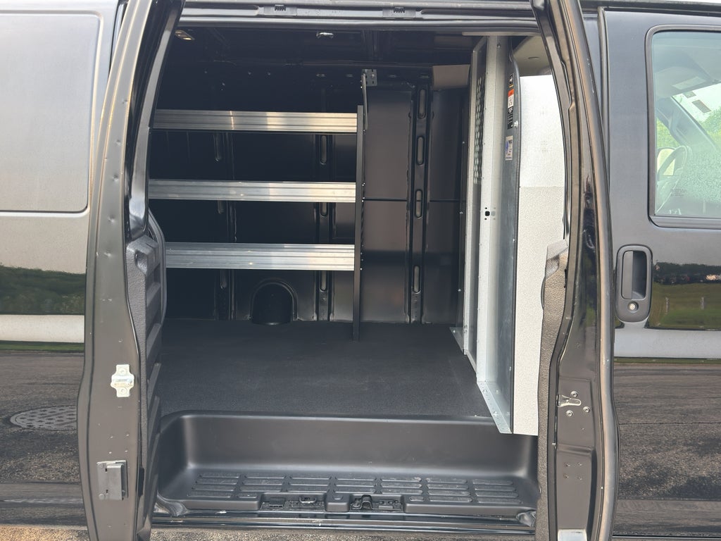 2023 GMC Savana Work Van