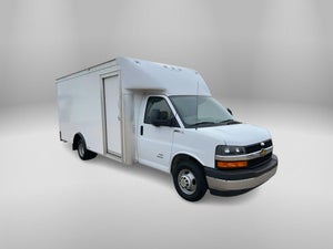 2022 Chevrolet Express Cutaway 4500 Van