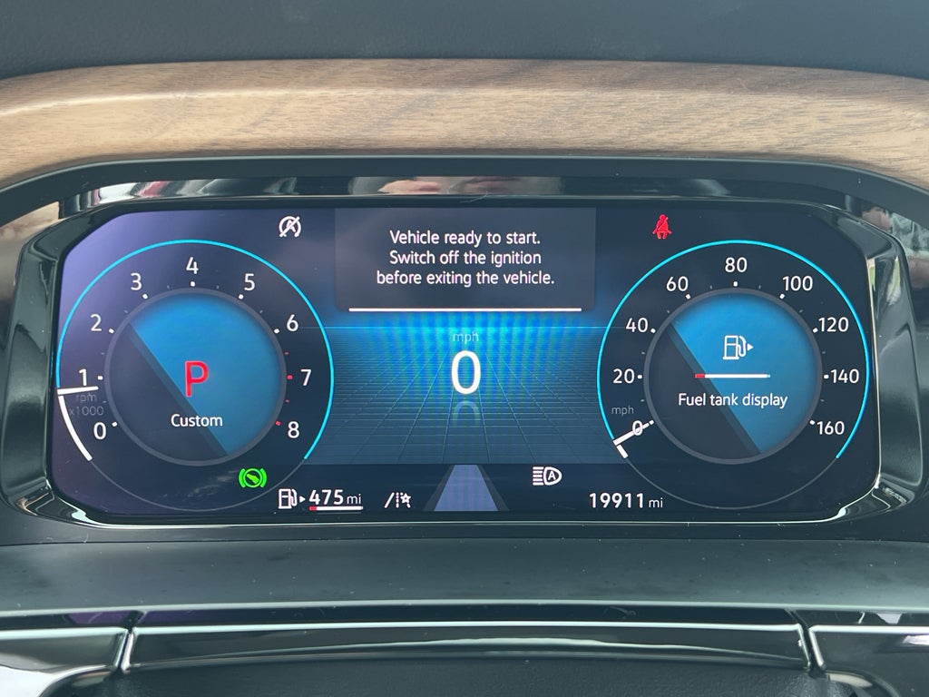 2025 Volkswagen Atlas 2.0T SE w/Technology