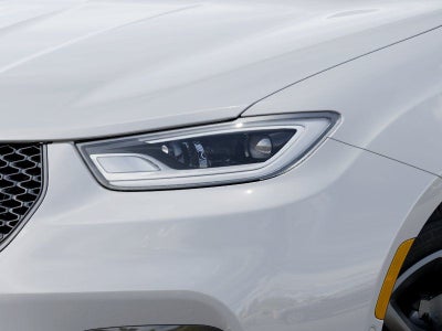 2026 Chrysler Pacifica Select Preferred