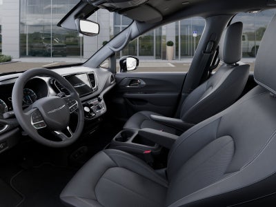 2026 Chrysler Pacifica Select Preferred