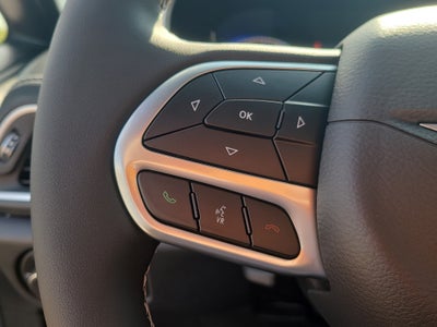 2027 Chrysler Pacifica Select Tech AWD
