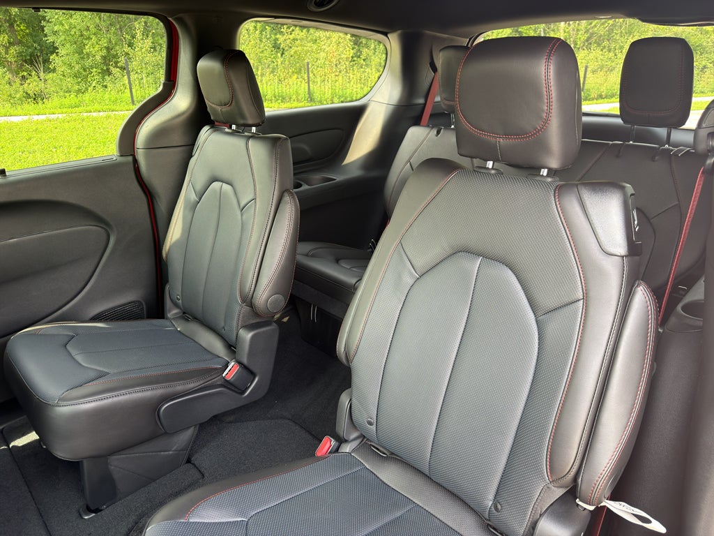 2027 Chrysler Pacifica Select 250th Anniversary AWD