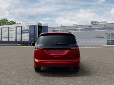 2027 Chrysler Pacifica Select 250th Anniversary AWD