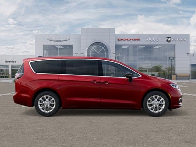 2026 Chrysler Pacifica Select AWD