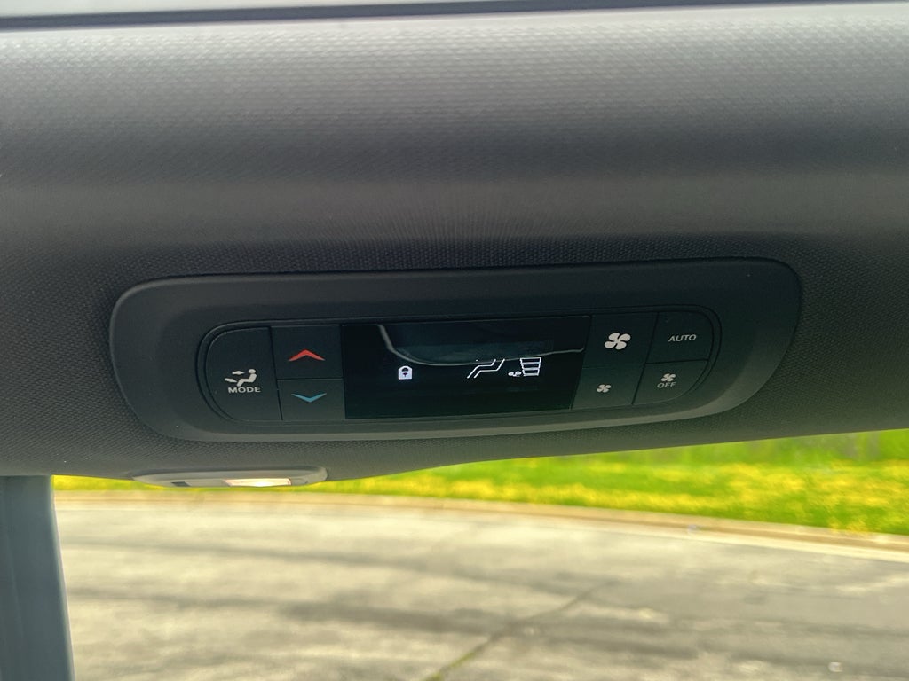 2027 Chrysler Pacifica Limited S AWD