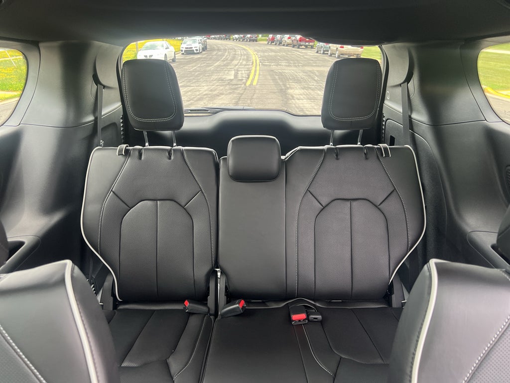 2027 Chrysler Pacifica Limited S AWD
