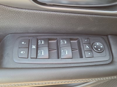 2027 Chrysler Pacifica Limited Family Tech AWD