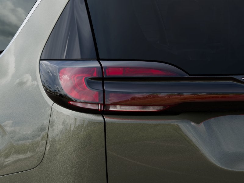 2027 Chrysler Pacifica Limited Family Tech AWD