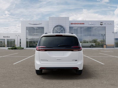 2027 Chrysler Pacifica Limited Preferred AWD