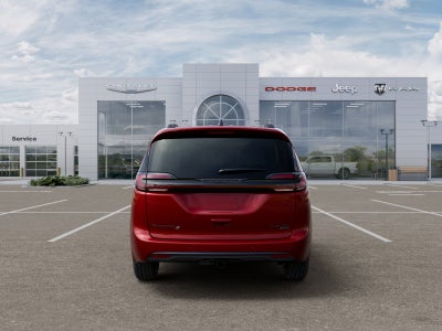 2027 Chrysler Pacifica Limited S AWD
