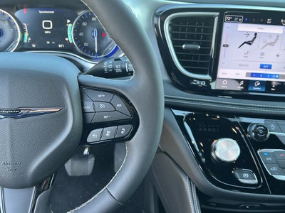 2026 Chrysler Pacifica Limited S AWD