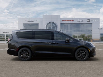 2027 Chrysler Pacifica Limited S AWD