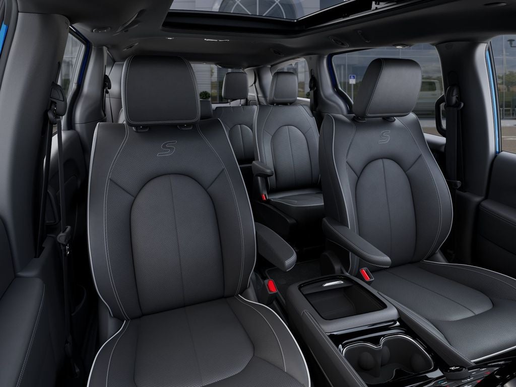 2027 Chrysler Pacifica Limited Luxury Tech S pkg AWD