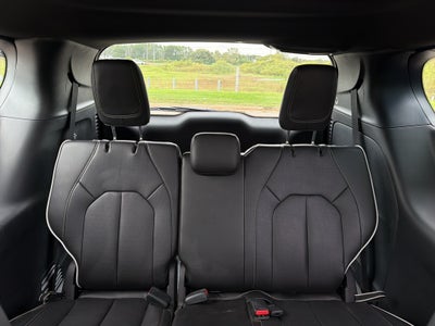 2027 Chrysler Pacifica Limited Luxury Tech S pkg AWD