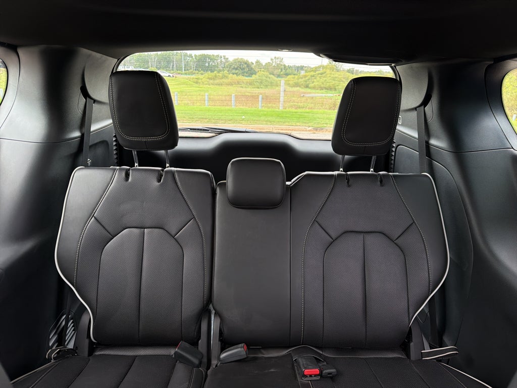 2027 Chrysler Pacifica Limited Luxury Tech S pkg AWD