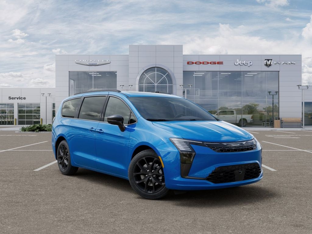 2027 Chrysler Pacifica Limited Luxury Tech S pkg AWD