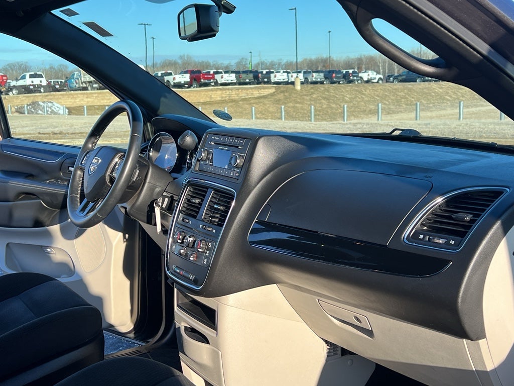 2016 Dodge Grand Caravan SE Plus