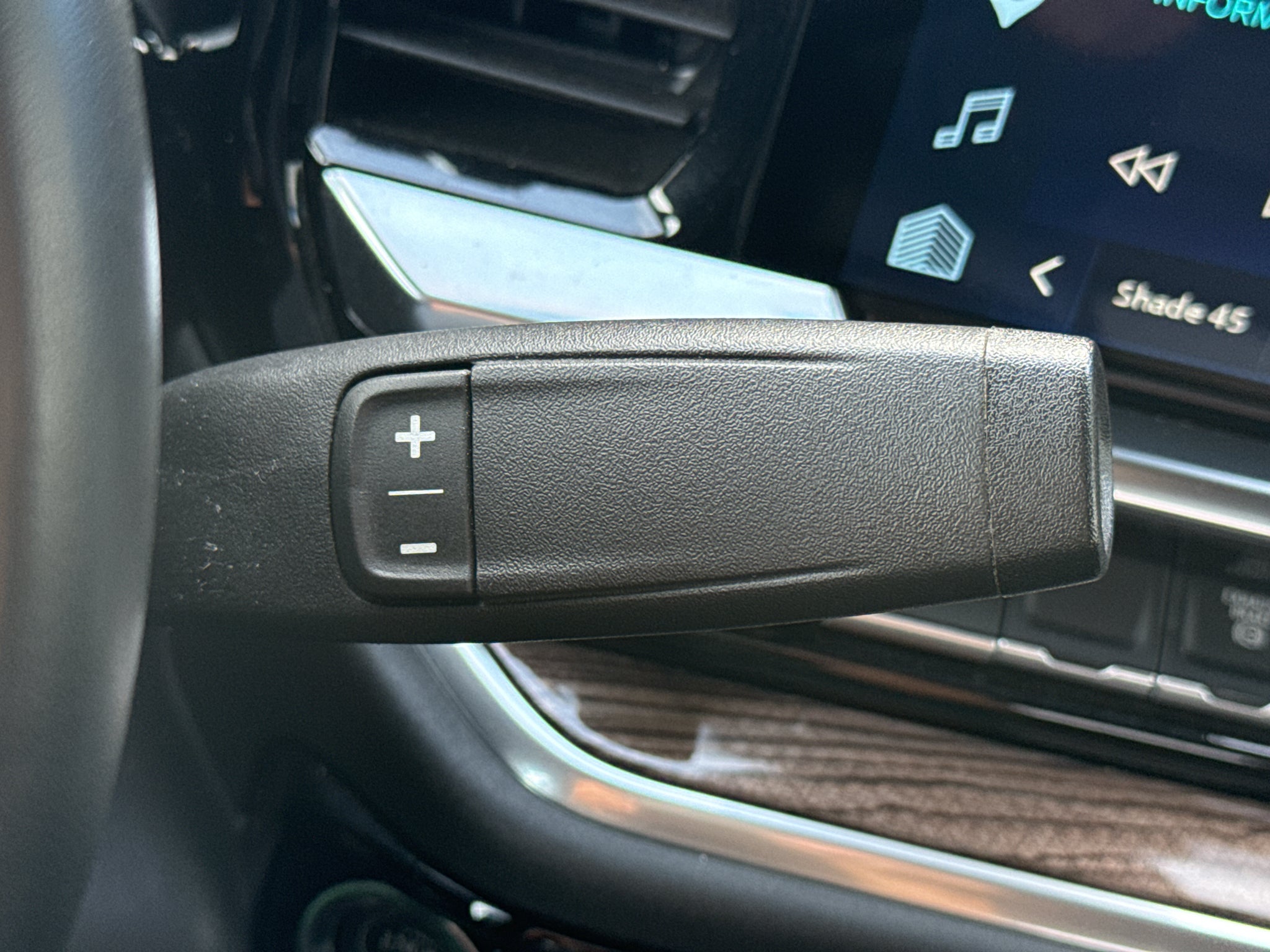 2025 Chevrolet Silverado LT