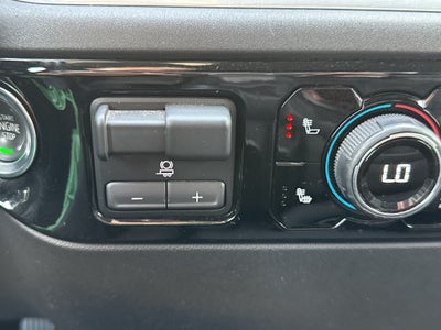 2025 Chevrolet Silverado LT