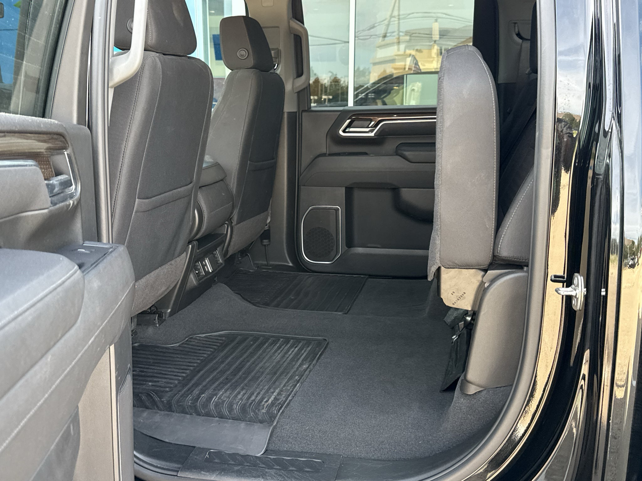 2025 Chevrolet Silverado LT