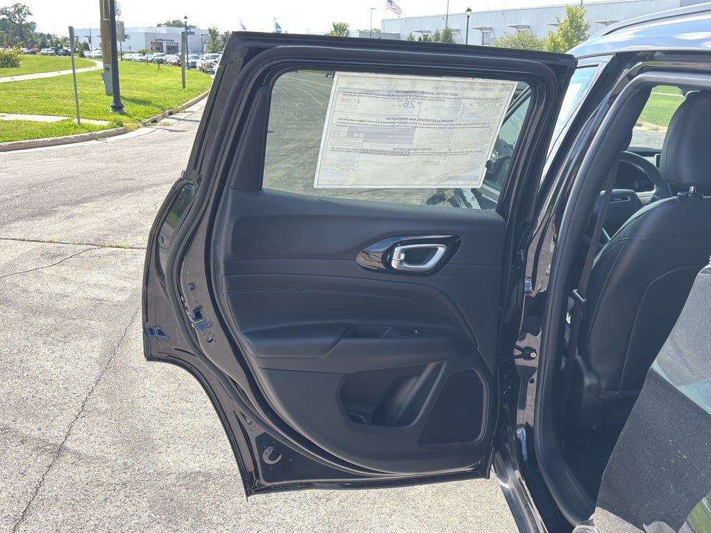 2026 Jeep Compass Latitude Altitude Black Diamond
