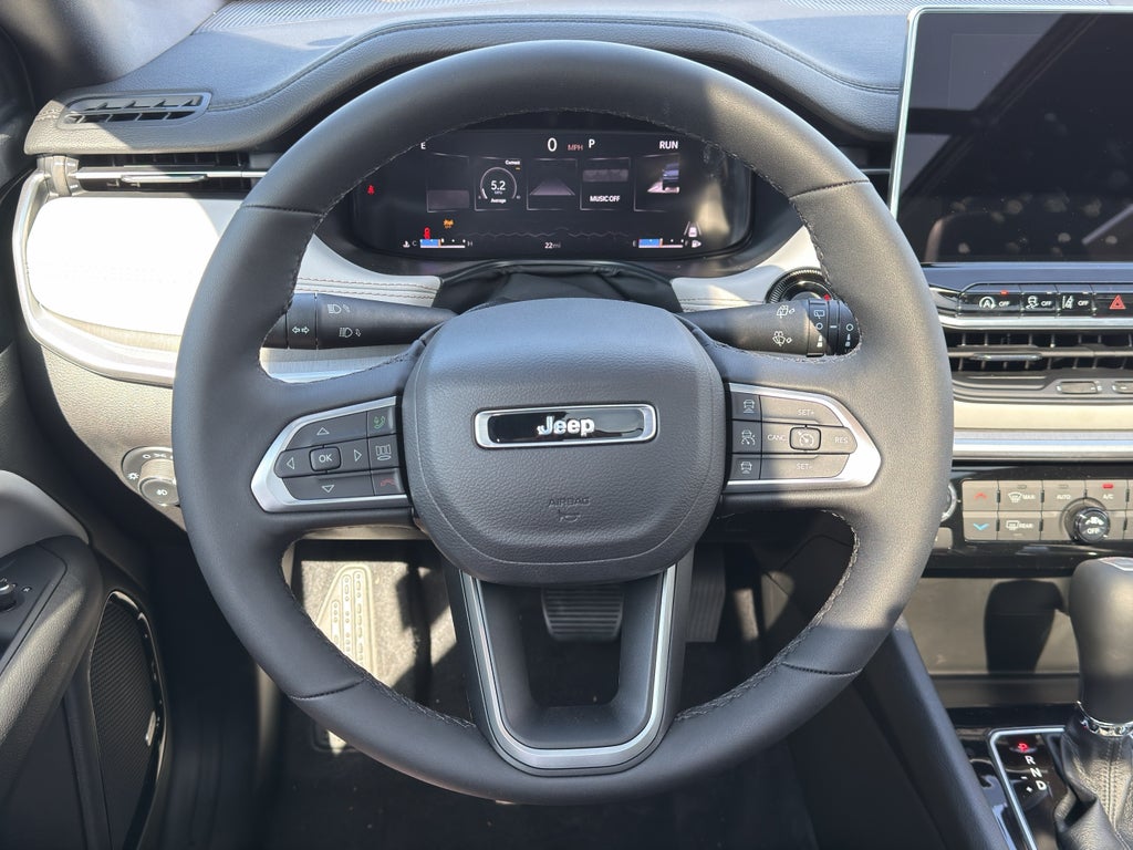 2026 Jeep Compass Limited Sun, Sound & Nav