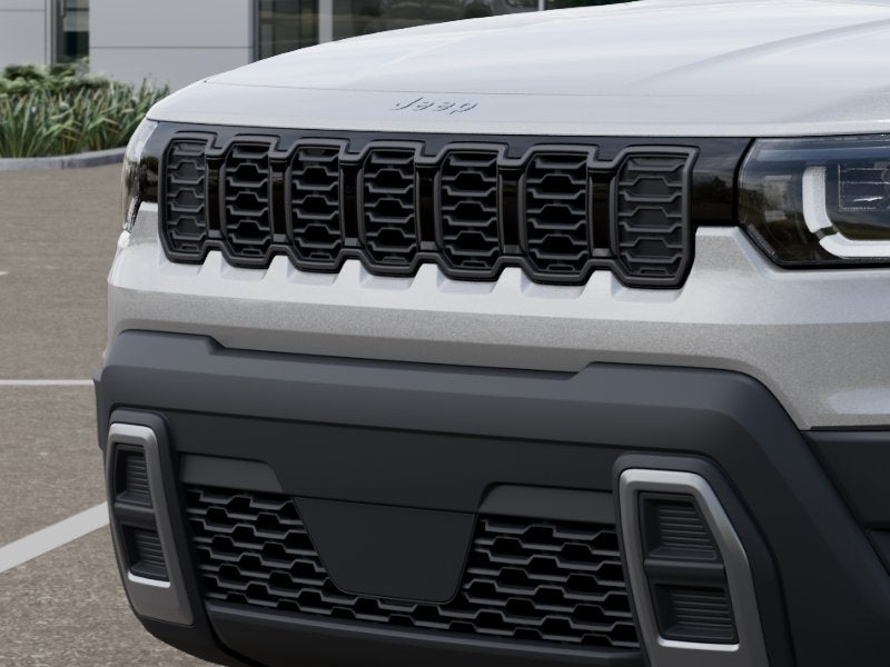 2026 Jeep Cherokee Laredo Silver Streak