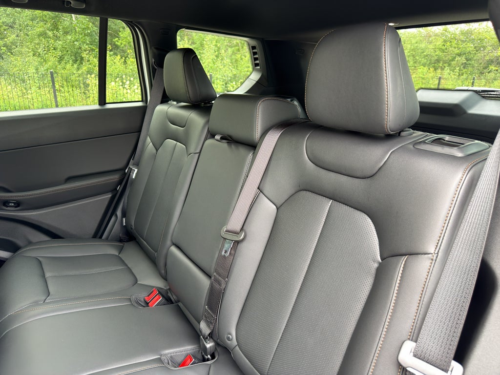 2026 Jeep Cherokee Limited Tech 4WD