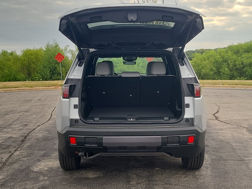2026 Jeep Cherokee Limited Tech 4WD