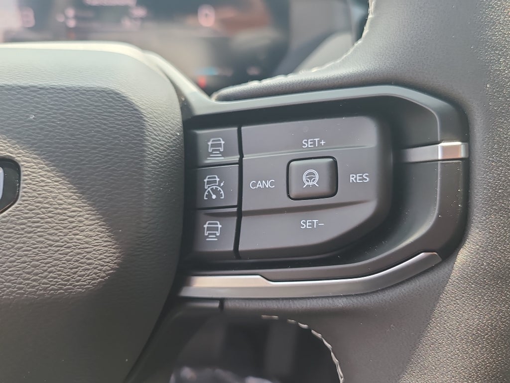 2026 Jeep Cherokee Laredo Red Hot 4WD
