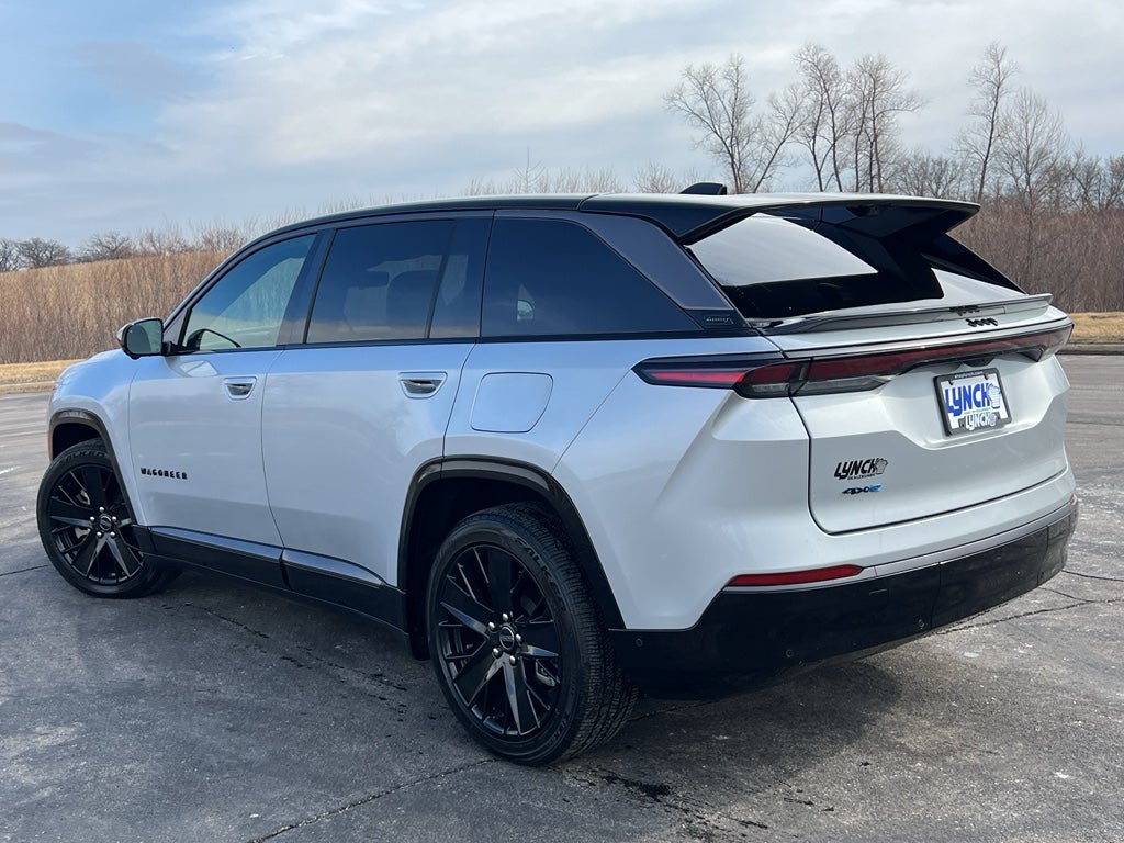 Used 2024 Jeep Wagoneer S Launch Edition with VIN 3C4RJNAK3RT150783 for sale in Mukwonago, WI