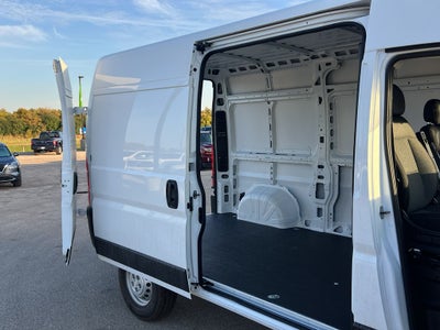 2026 RAM ProMaster 2500 Tradesman