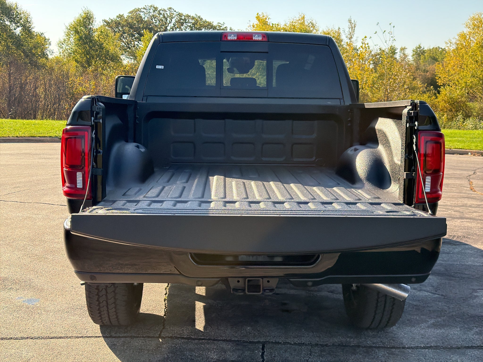 2027 RAM 2500 Big Horn Level 2 Night Edition