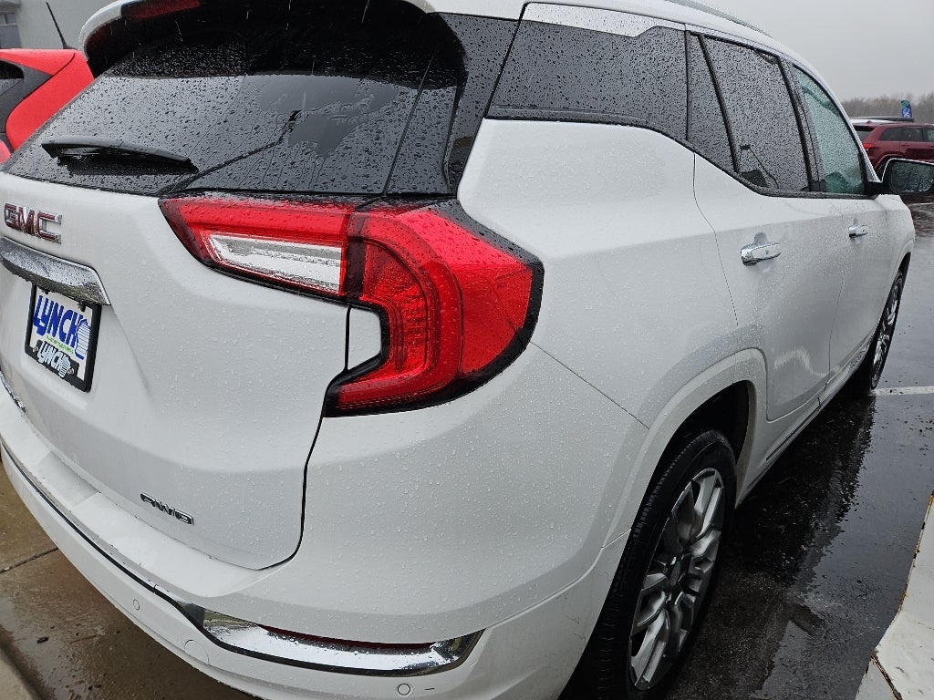 2023 GMC Terrain Denali