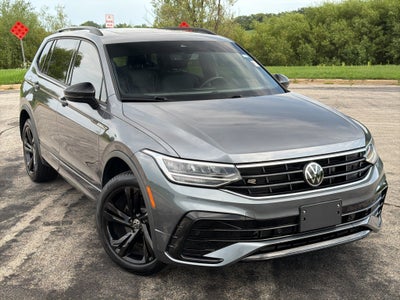 2024 Volkswagen Tiguan SE R-Line Black