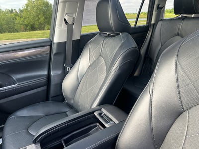 2024 Toyota Highlander Platinum