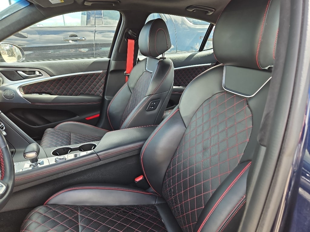 2023 Genesis G70 3.3T